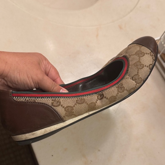 Gucci Women's Beige and Brown Loafers - Picture 3 of 9